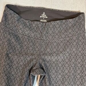 PrAna Athletic Yoga Legging Gray/Black Geometric Pattern Womens Small